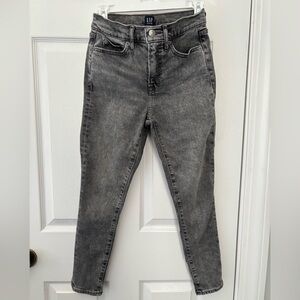 GAP Women’s Gray True Skinny Jean, size 0/25 Petite